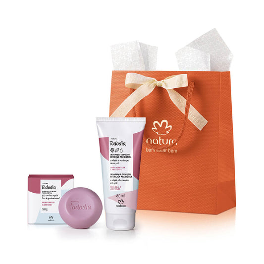 NATURA TODODIA BLACKBERRY AND JABUTICABA GIFT SET