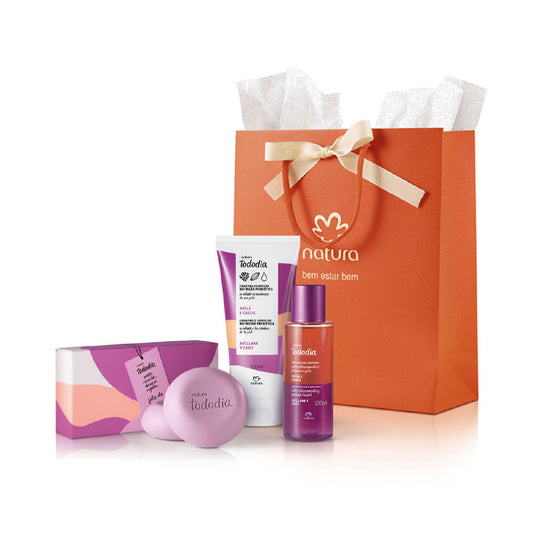 NATURA TODODIA HAZELNUT AND CASSIS GIFT SET